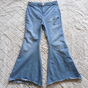 Free People Flare Bell Bottom Jeans Women’s 30 Raw Hem High Rise Float On